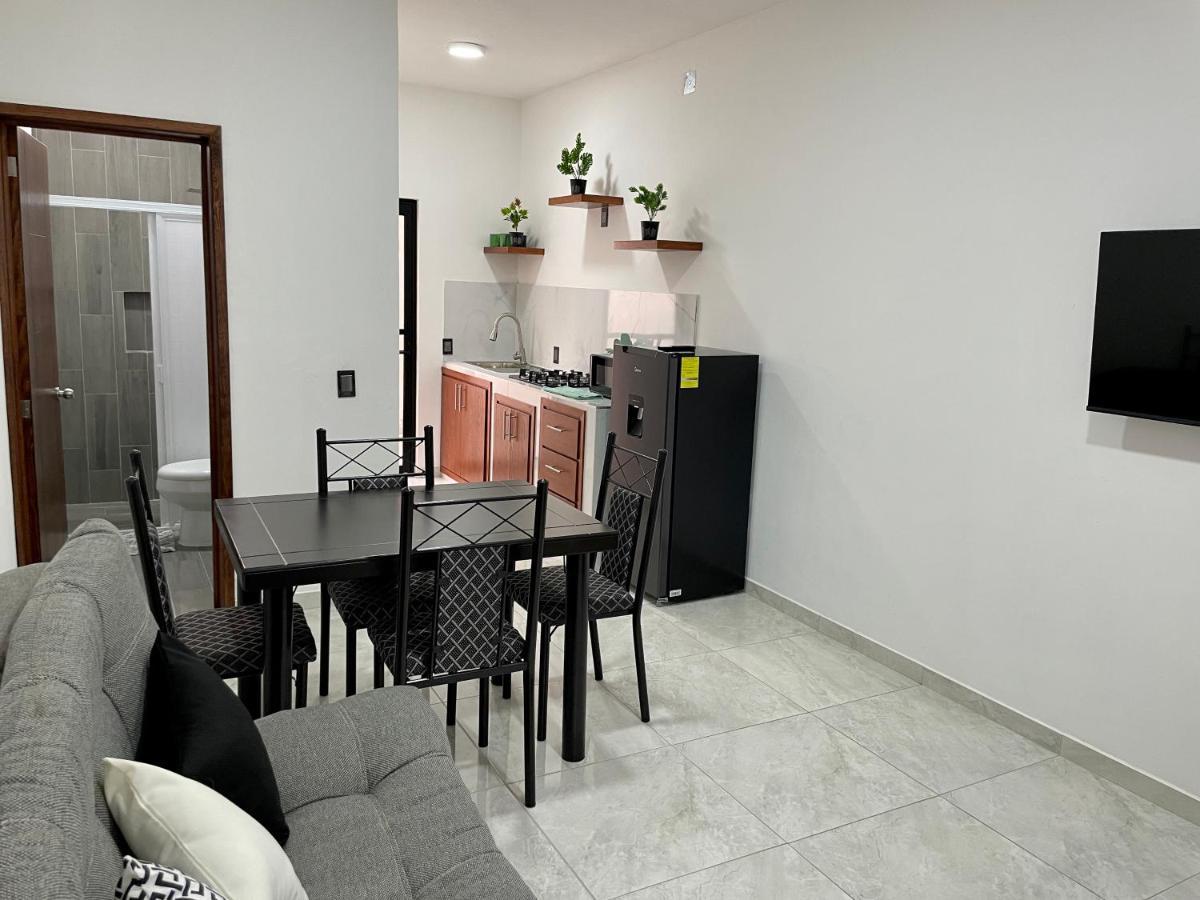 Апартаменты Casa Madera - Departamento 2 Текила Экстерьер фото